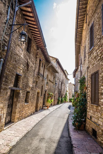 Narrow Street Of Assisi - Regione Umbria, Italia — Foto Stock
