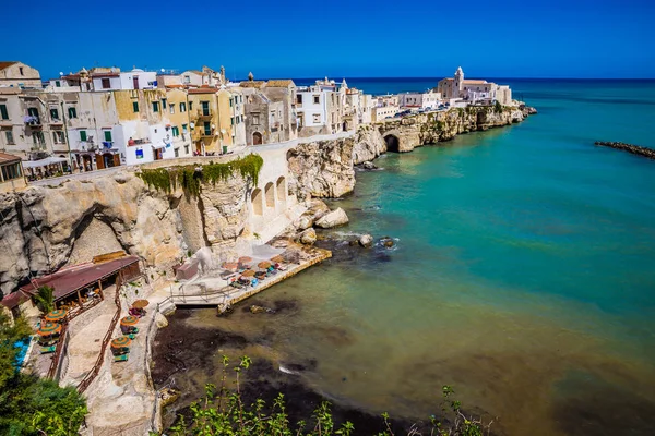 Vieste, Península de Gargano, región de Apulia, Italia — Foto de Stock