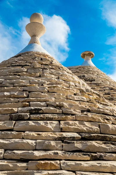 Dak van Trulli huizen - Alberobello, Apulië, Italië — Stockfoto