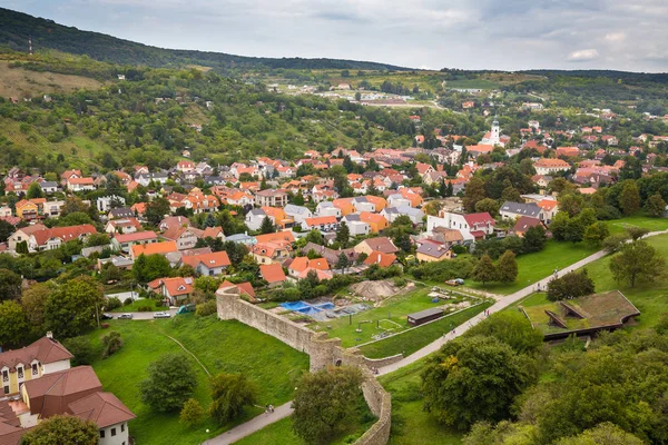 Devin város a Devin várból - Pozsony, Szlovákia — Stock Fotó