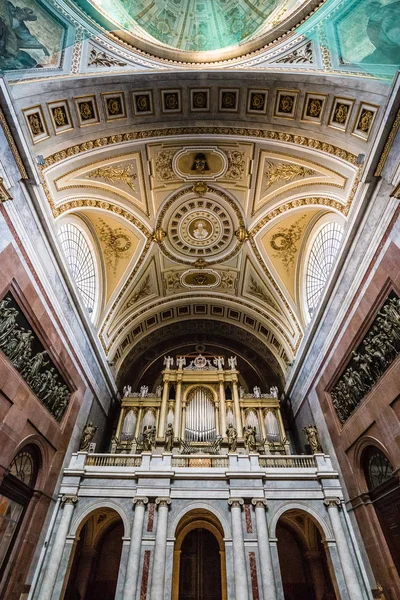 Interior de la Basílica de Esztergom - Esztergom, Hungría — Foto de Stock