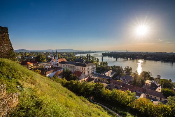 Panorama de Esztergom, Komorom-Esztergom, Hungria — Fotografia de Stock