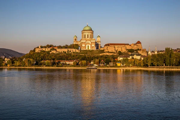 Bazylika Esztergom - Esztergom, Komorom, Węgry — Zdjęcie stockowe