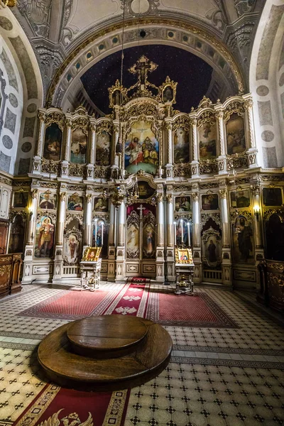 Catedral Ortodoxa de San Jorge - Novi Sad, Serbia — Foto de Stock