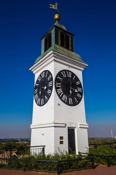 時計タワー-ペトロヴァラディン要塞,ノヴィ・サド,セルビア — ストック写真