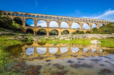 Roma Aqueduct Pont du Gard - Nimes, Fransa