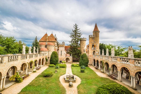 Bory castle - szekesfehervar, ungarisch — Stockfoto