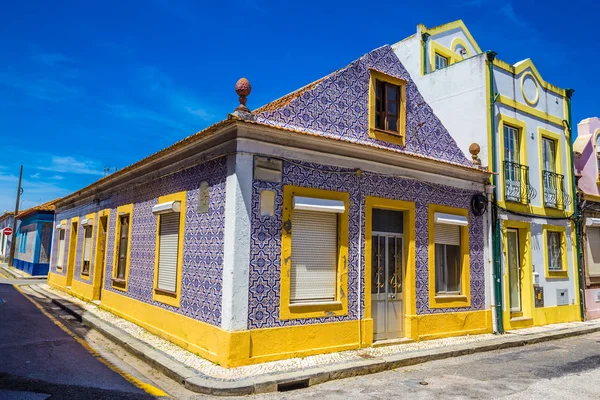 Edificio de azulejos en Aveiro - Portugal, Europa — Foto de Stock