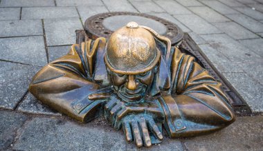 İzleyici (İşteki Adam) - Bratislava, Slovakya