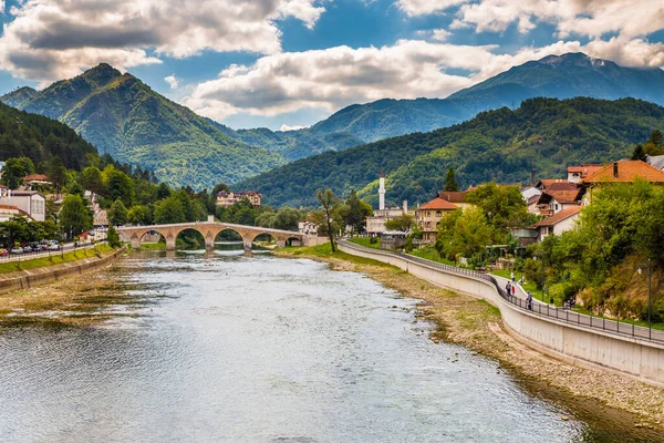 Konjic városa Bosznia-Hercegovinában Európában — Stock Fotó