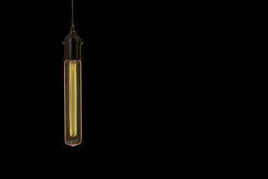 3D resimleme. Gerçekçi edison ampulleri. Siyah üzerine izole edilmiş parlayan eski elektrikli lambalar. İç dekorasyon unsurları ve iş fikri yaratıcı düşünce konsepti.