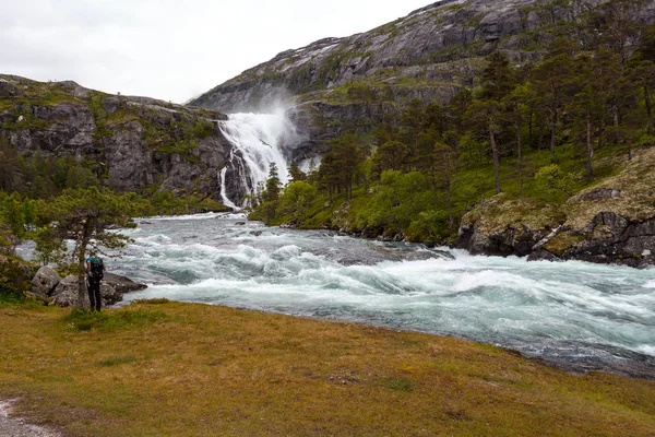 Obrovský Vodopád Nejlépe Údolí Národní Park Hardangervidda Stezka Údolím Nejlépe — Stock fotografie