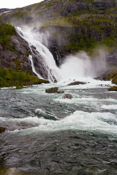 Obrovský Vodopád Nejlépe Údolí Národní Park Hardangervidda Stezka Údolím Nejlépe — Stock fotografie