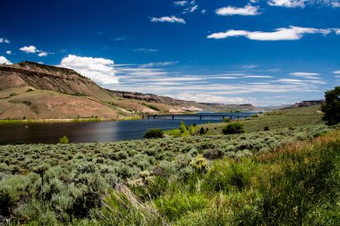 Bir zamanlar vahşi Gunnison Nehri boyunca Curecanti Ulusal Dinlenme Alanı..