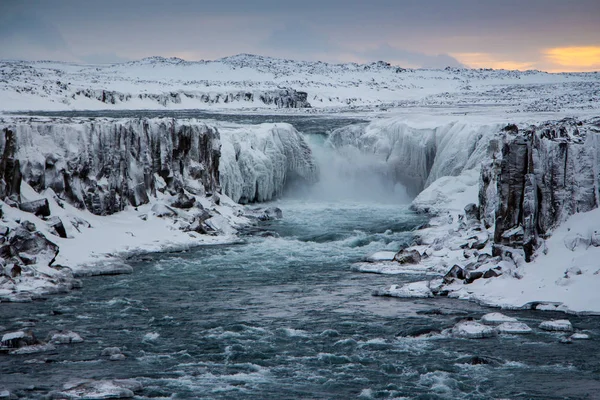 Cascada Dettifoss Una Las Cascadas Más Potentes Europa Paisaje Invernal —  Fotos de Stock