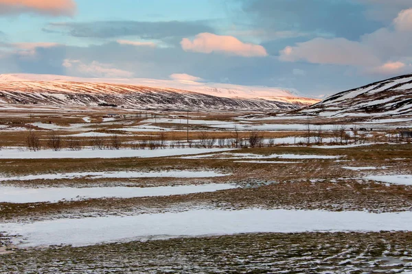 Чудовий Схід Сонця Фермі Ісландії Зимовий Пейзаж — стокове фото