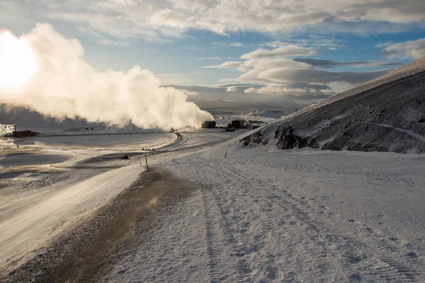 Steam Vapour Blue Skies Sunny Mountain Landscape Krafla Geothermal Power — 스톡 사진
