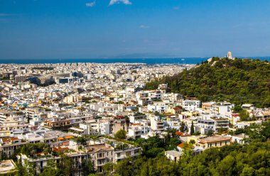 Mouseion Hill 'deki Ahens ve Philopappos Anıtı Panoraması. Akropolis 'ten Görünüm