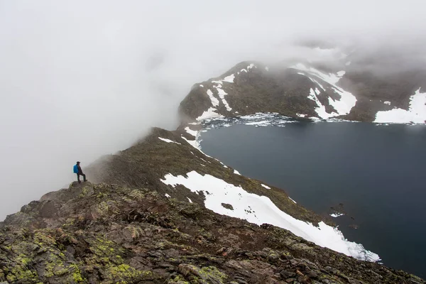 Paisaje Equivocado Besseggen Ribereña Noruega Una Ruta Senderismo Famosa — Foto de Stock