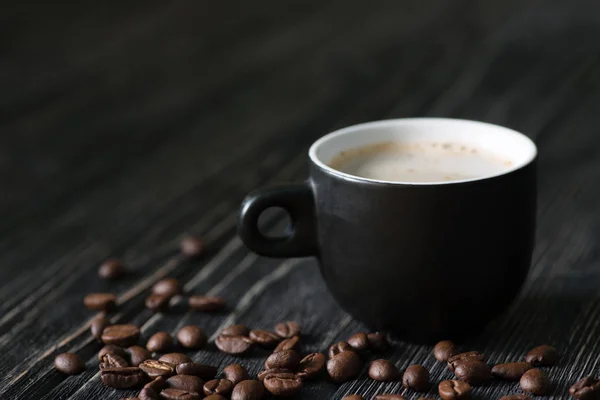 Café na mesa de madeira — Fotografia de Stock