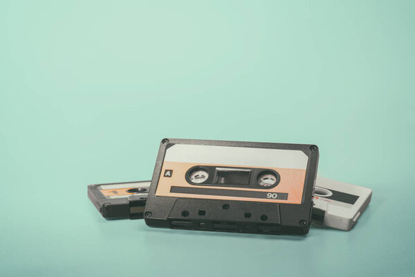 винтажные аудиокассеты 