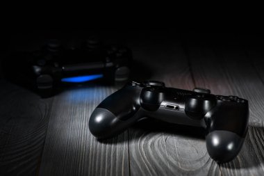 yeni siyah Gamepads