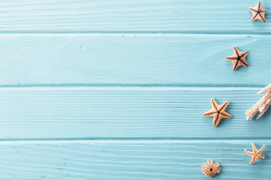 Tablo, düz deniz ruh yatıyordu