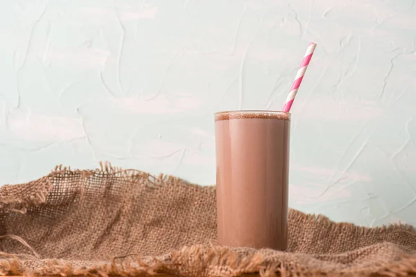 Vaso Cacao Sobre Mesa Con Paño —  Fotos de Stock