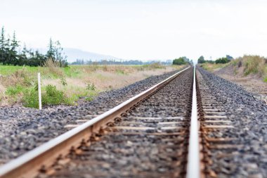 Eski rayları yatay olarak. Raylar ına arazi.