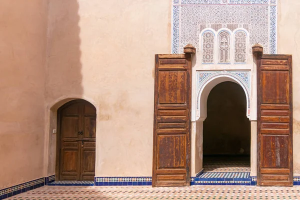 Inre borggården i Bahia palatset i Marrakech. Marocko — Stockfoto