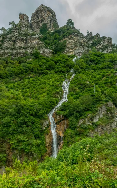 Espagne Cascade Dans Les Montagnes Cantabriques — Photo