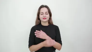 Gülümseyen mutlu kız el ele tutuşuyor. Gözleri Kapat