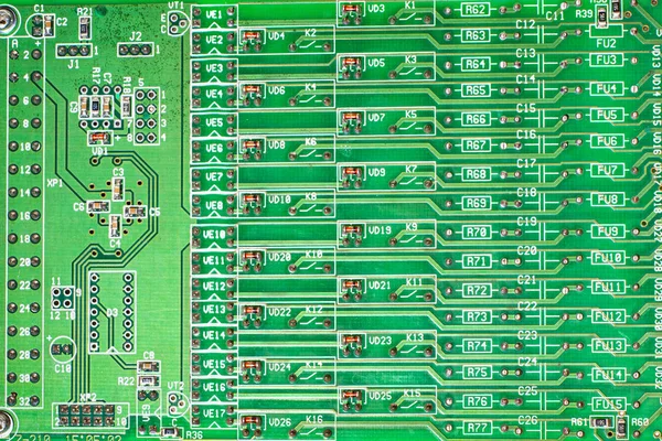 Chips Werden Manuell Auf Textolite Basis Mit Manuellem Löten Mit — Stockfoto