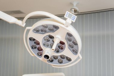 Tıbbi lamba yakın plan.