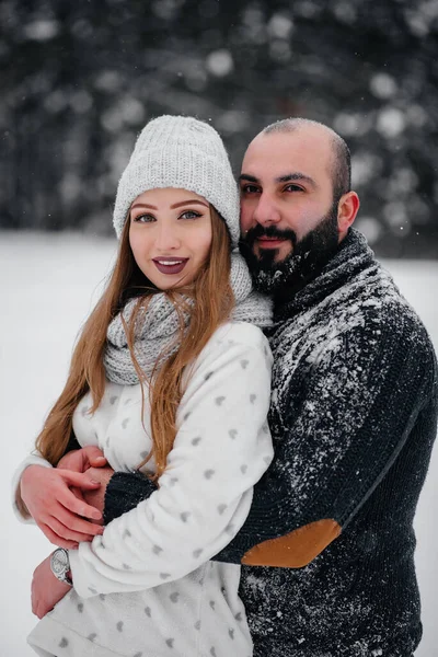 Couple Playing Snow Forest — Stock Photo, Image