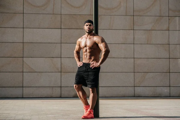 Hombre Sexy Posando Topless Sol Caliente Fitness Estilo Vida —  Fotos de Stock