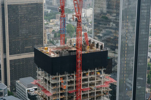 Bau Eines Modernen Hochhauses Mit Kränen Zentrum Der Metropole Bau — Stockfoto