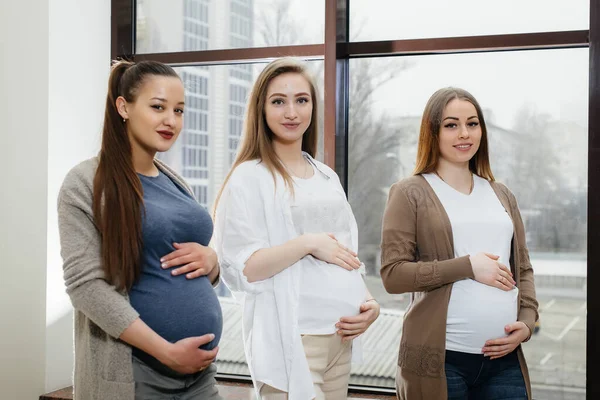 Grupo Jovens Grávidas Comunica Aula Pré Natal Cuidado Consulta Mulheres — Fotografia de Stock