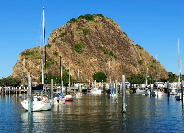 Boat Harbour Double Head Rock Rosslyn Bay Queensland Australia — Stockfoto