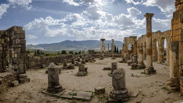 Ruiny Rzymskie Bazyliki Volubilis Wpisanego Listę Światowego Dziedzictwa Unesco Pobliżu — Zdjęcie stockowe