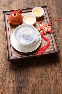 Tang Yuan(sweet dumplings) siyah susam ile dolu.