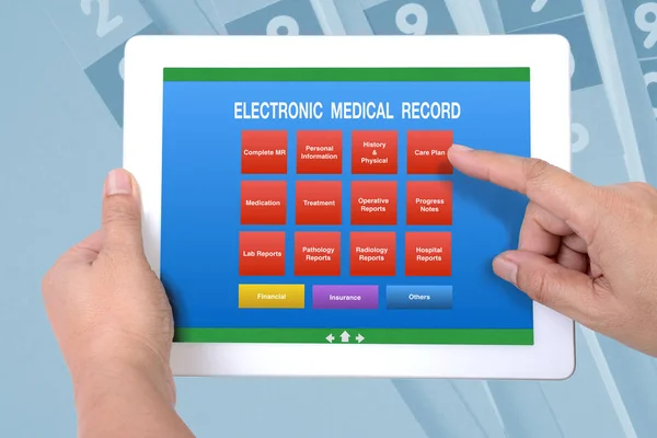 Écran de menu du dossier médical électronique sur tablette . — Photo