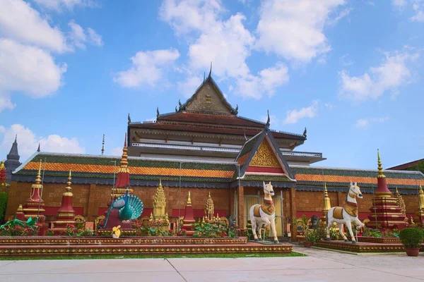 Hrobky Cenotafy Buddhistických Mnichů Pohřebišti Buddhistickým Chrámem Siem Reap Kambodža — Stock fotografie