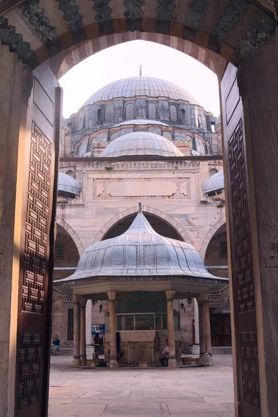 Fontaine Centrale Mosquée Sehzade Istanbul Turquie Vue Depuis Les Portes — Photo
