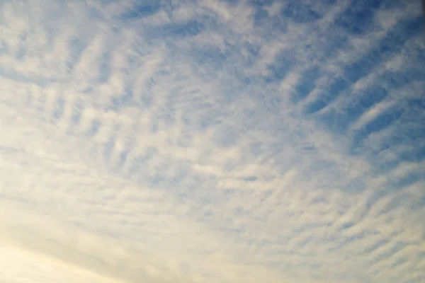 Nuvens como ondas do mar — Fotografia de Stock