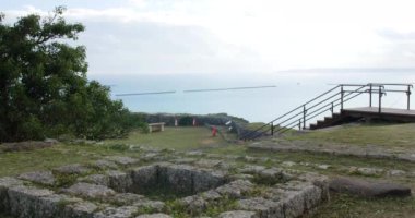 Katsuren Castle Okinawa, Japan. 20-1-20 The Castle was built on a large hill of Ryukyuan limestone on the Katsuren Peninsula. With the Pacific Ocean on two sides, it is also called the 