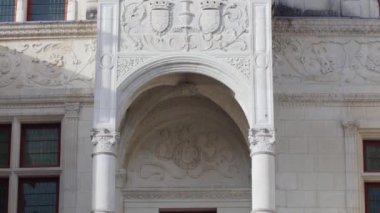 Güzel Fransız geleneksel kamu mimarisi, Tours, Fransa 28.2.2020 Tur arrondissement of Tours, Centre-Val de Loire bölgesinde Indre-et-Loire bölgesinde Fransa 'nın bir bölgesidir..