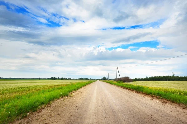 Gravel road in Latvia countryside — Stock Photo, Image