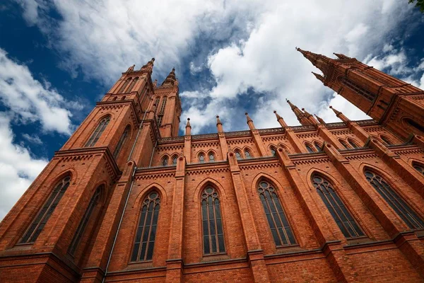 Wiesbaden Dom Proti Dramatické Obloze Německo — Stock fotografie