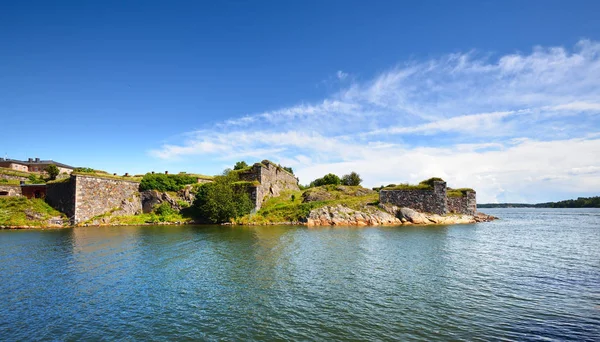 Suomenlinna fortaleza orilla — Foto de Stock